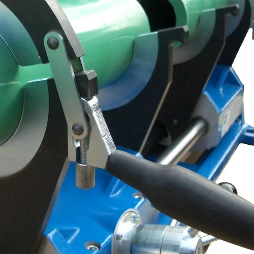 Dytron ST-160 механический сварочный аппарат для стыковой и раструбной сварки труб Dytron ST-160 механический сварочный аппарат для стыковой и раструбной сварки труб