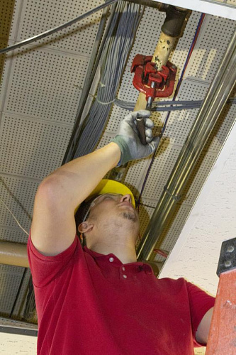 Reed Hinged Cutter H21/2S труборез ручной для стальных и нержавеющих труб с хомутной защелкой Reed Hinged Cutter H21/2S труборез ручной для стальных и нержавеющих труб с хомутной защелкой