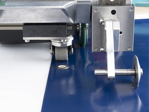 Leister UNIPLAN 510 20мм сварочный автомат горячего воздуха Leister UNIPLAN 510 20мм сварочный автомат горячего воздуха