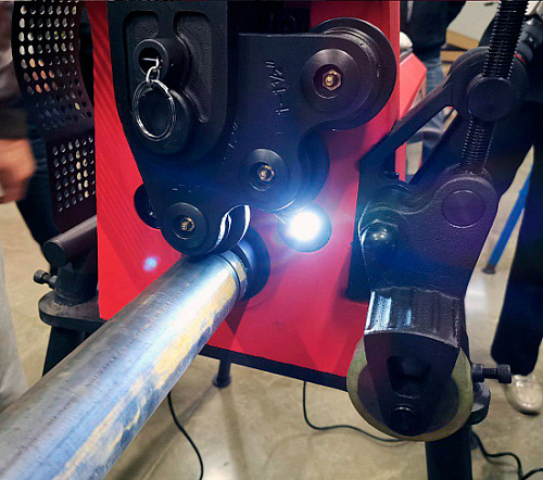 Rothenberger Rogroover 1"-12" гидравлический желобонакатчик Rothenberger Rogroover 1"-12" гидравлический желобонакатчик