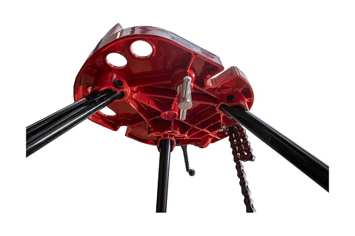 Voll 1/2"-6" универсальный складной верстак-тренога с цепными тисками Voll 1/2"-6" универсальный складной верстак-тренога с цепными тисками