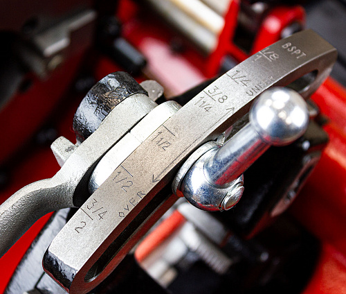 BREXIT BrexMATIC 2H электрический резьбонарезной станок BREXIT BrexMATIC 2H электрический резьбонарезной станок