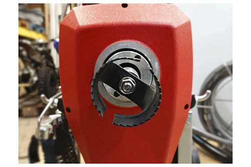 Voll V-Clean 300 электромеханическая машина для прочистки труб Voll V-Clean 300 электромеханическая машина для прочистки труб