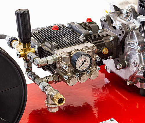 Brexit BrexJet Petrol 2000 гидродинамическая машина для прочистки канализационных труб Brexit BrexJet Petrol 2000 гидродинамическая машина для прочистки канализационных труб