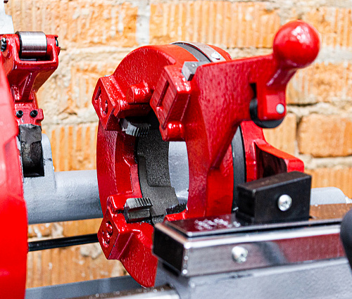 Фото Esson ElectricCut-80R3 электрический резьбонарезной станок - Fortools - профессиональный инструмент Фото Esson ElectricCut-80R3 электрический резьбонарезной станок - Fortools - профессиональный инструмент