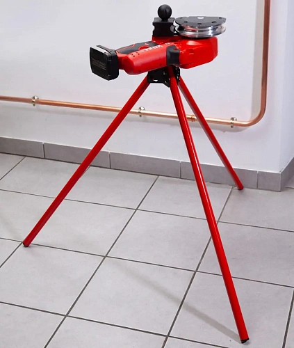 Virax Ministem компактный портативный аккумуляторный электрогибочный станок Virax Ministem компактный портативный аккумуляторный электрогибочный станок