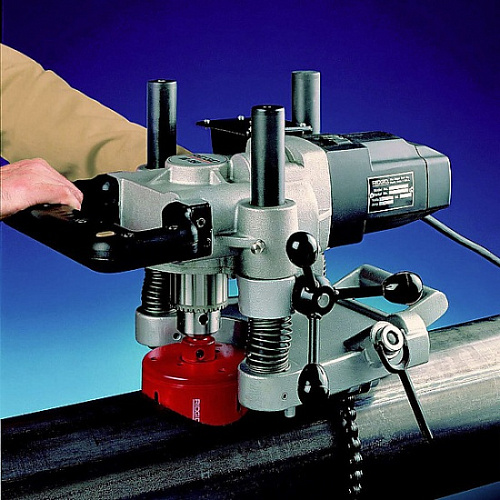 RIDGID HC-450 станок для вырезания отверстий в трубах RIDGID HC-450 станок для вырезания отверстий в трубах