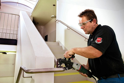 Metabo RBE 9-60 шлифмашина для труб Metabo RBE 9-60 шлифмашина для труб